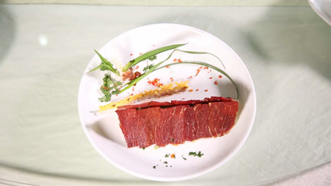 第1集 寒冬全牛宴